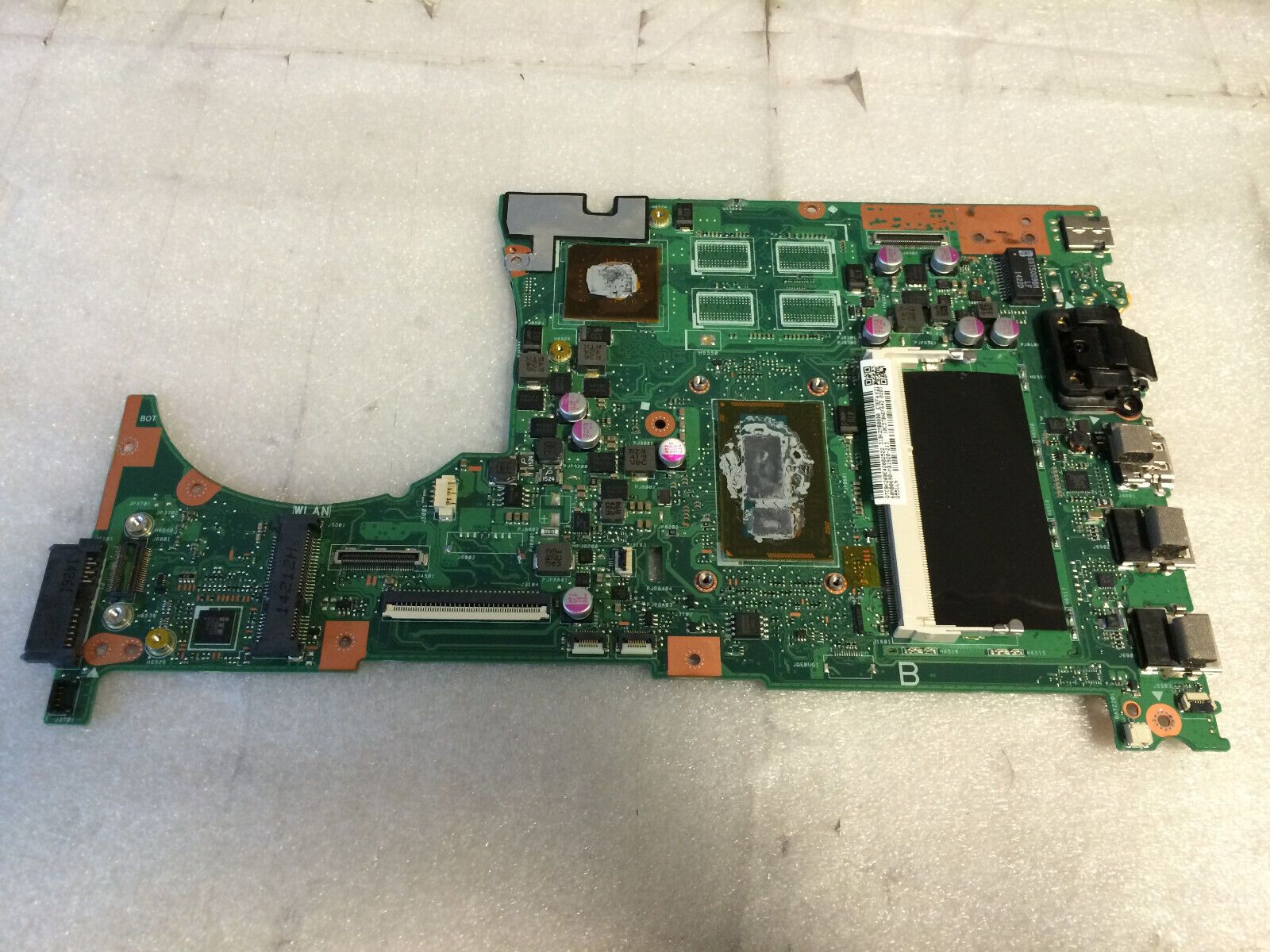 ASUS BB1706 Intel i7-4510U 2.0GHz マザーボード 60NB0690-MB1820 -