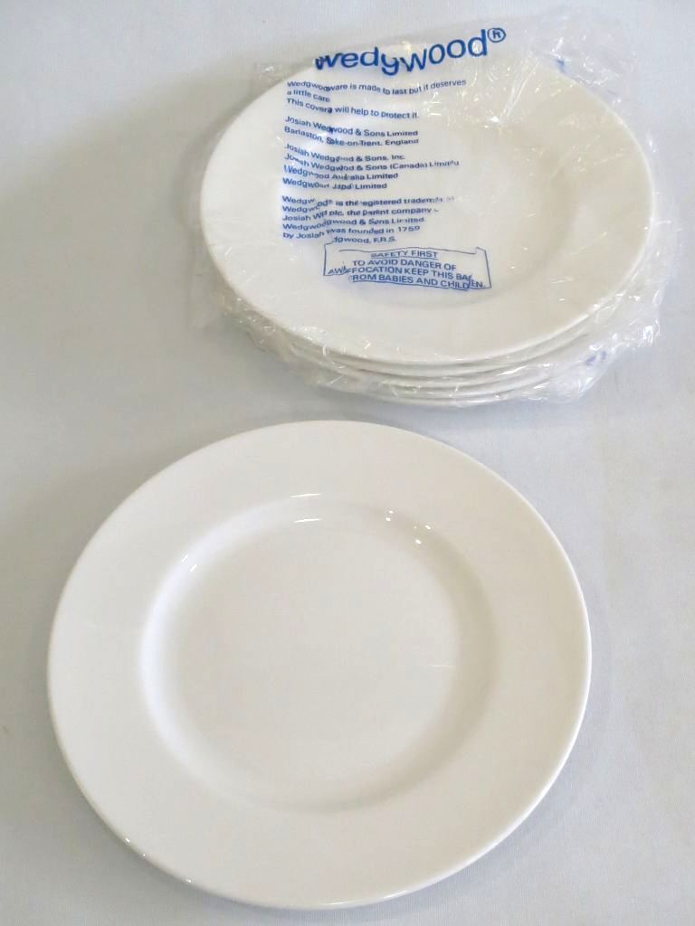 221869 WEDGWOOD ウェッジウッド White Connaught フラットプレート BONE CHINA 17.5cm×6枚 ホワイト