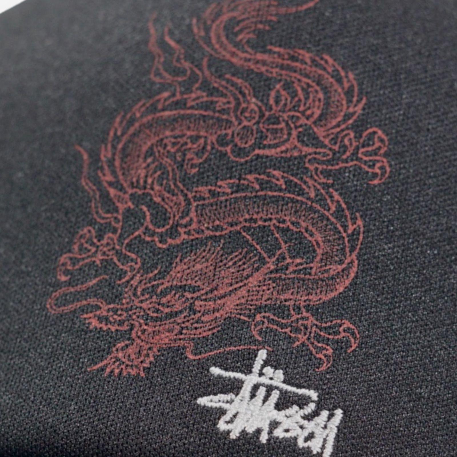 ★日本未入荷*stussy*新作*DRAGON トラッカーキャップ★ ☆日本未入荷*stussy*新作*DRAGON トラッカーキャップ☆ (STUSSY