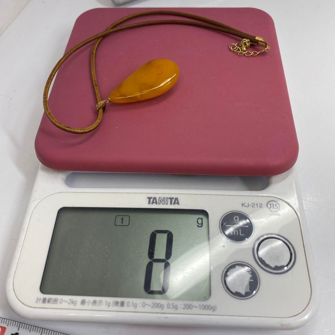 K18刻印 本蜜蝋琥珀ネックレス