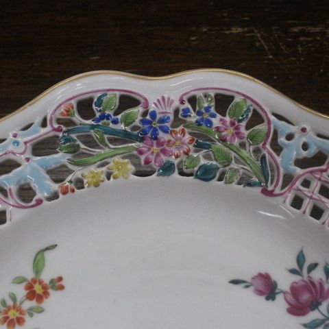 レア 1774年-1814年 マイセン Meissen マルコリーニの星 直径約25cm