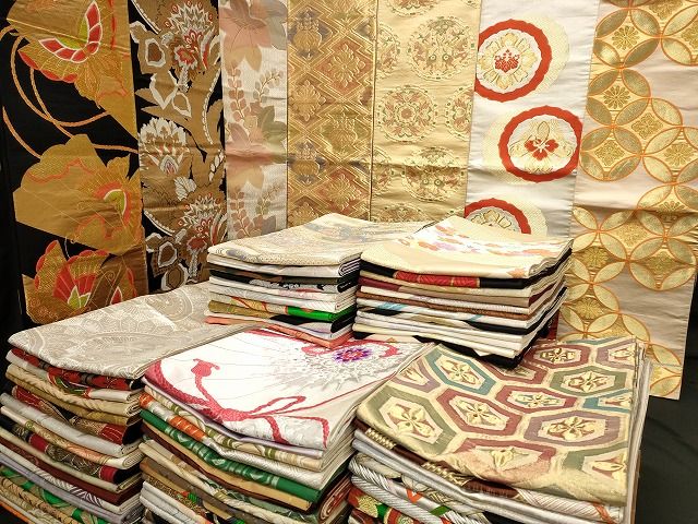 平和屋本店 袋帯 西陣 まとめて100点 鶴 人物 馬 蝶 更紗 花柄 七宝 宝相華 駒刺繍 佐賀錦 金銀糸 など あり 全て正絹 se3775