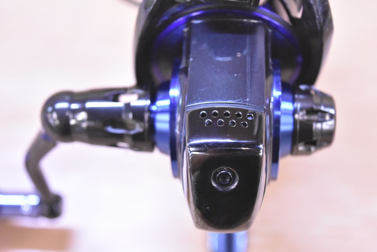 スピニングリール