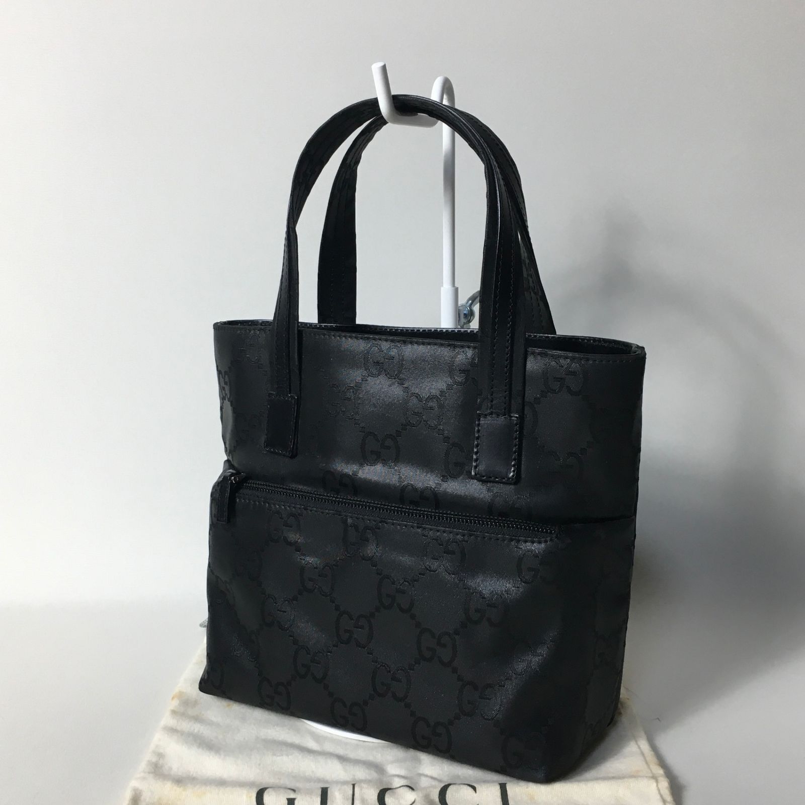 ■GUCCI（グッチ）美品 /ナイロン×レザー/ハンドバッグ/ブラック 黒 2505-159｜美品｜グッチ GGナイロン ハンドバッグ ブラック - メルカリ