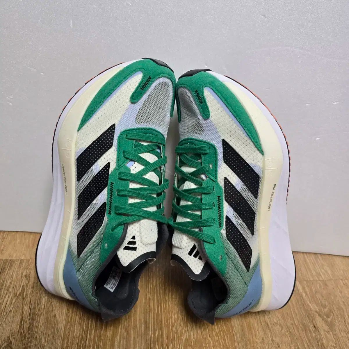 adidas アディダス