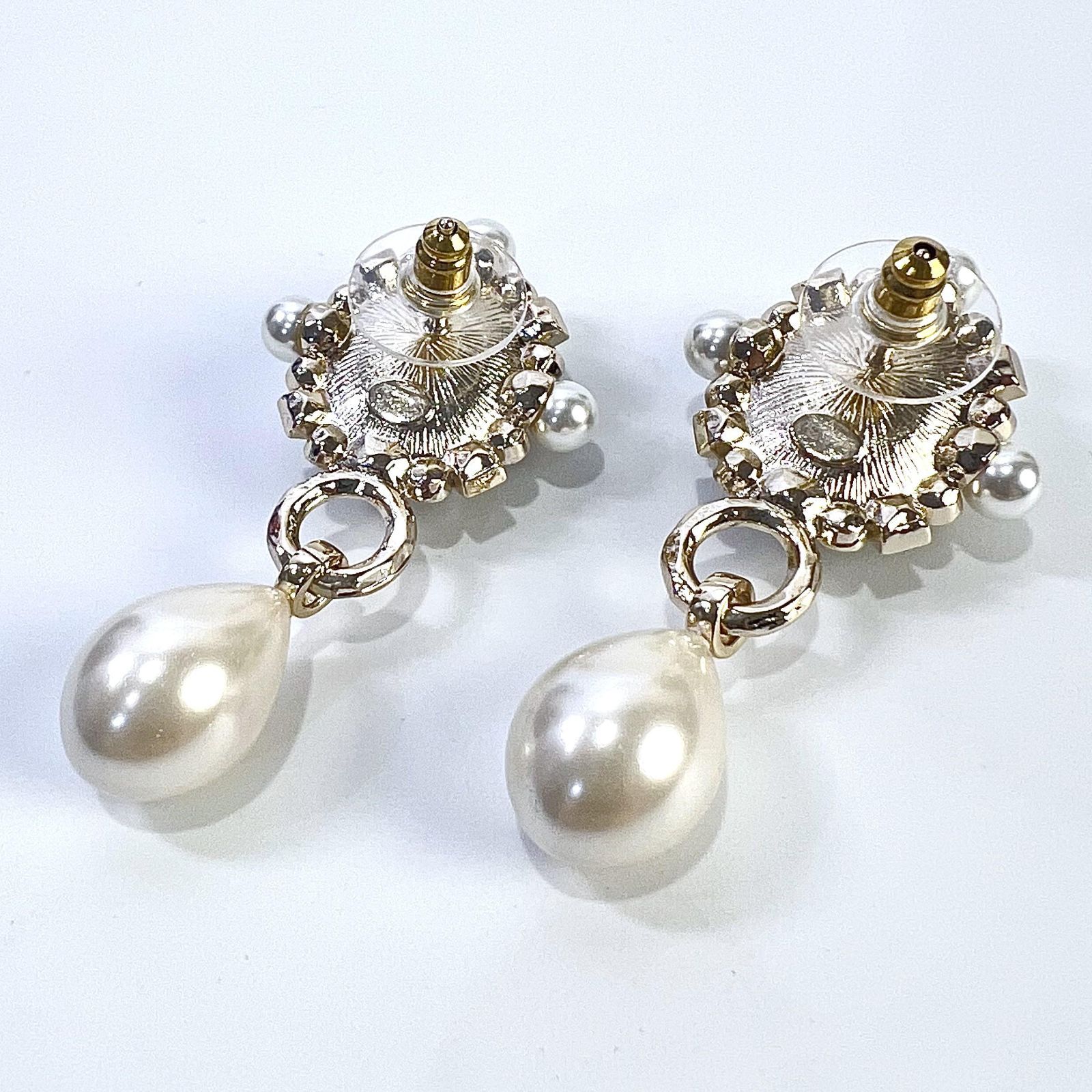 CHANEL シャネル ラインピアス パール ファッションジュエリー CHANEL シャネル ココマーク フェイクパール ラインストーン