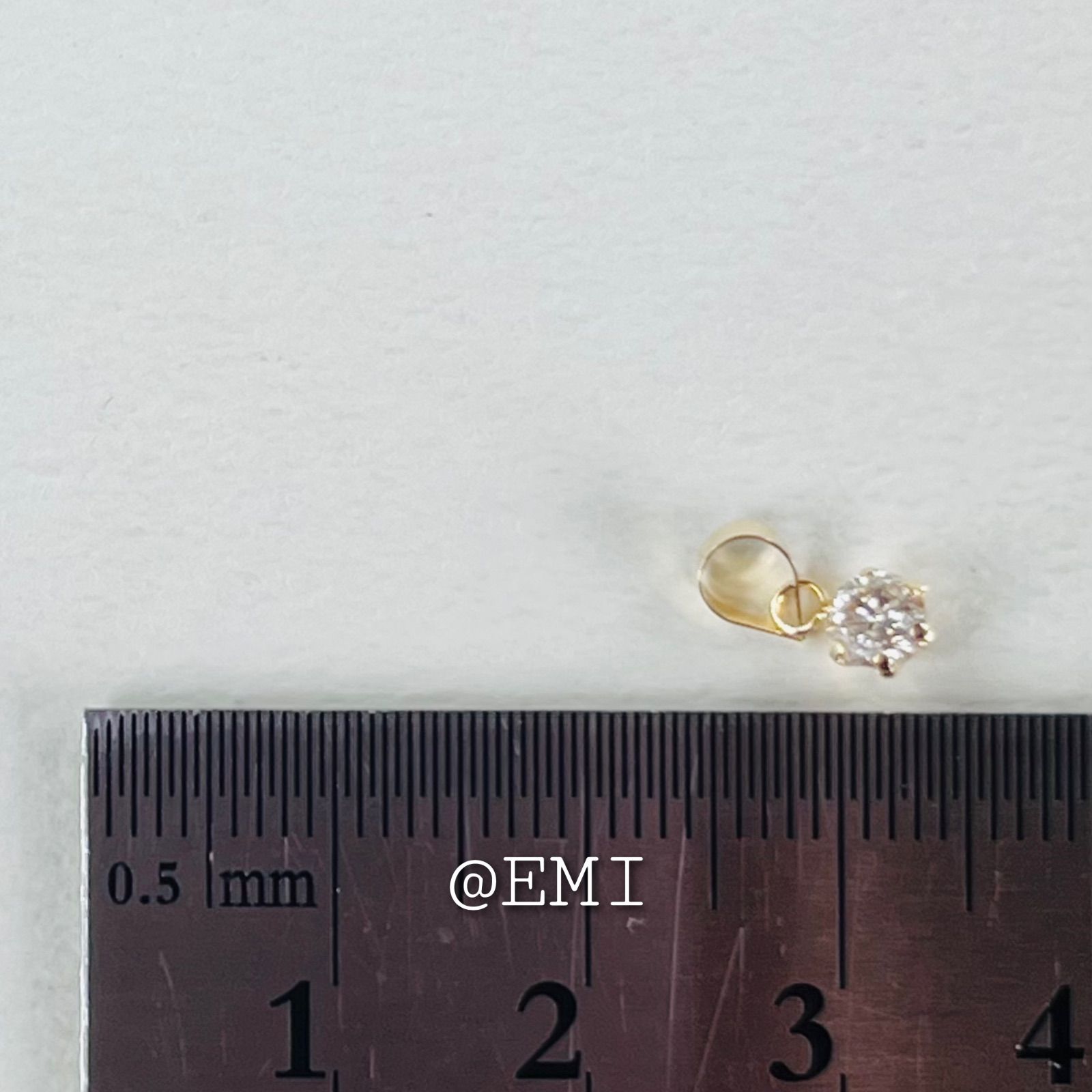 【SALE☆特価☆】K18 天然ダイヤモンド　0.25ctペンダントトップ SALE☆特価☆】K18 天然ダイヤモンド 0.25ctペンダントトップ