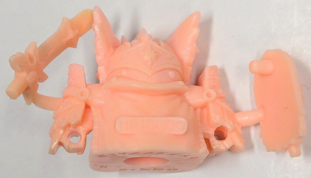  バンダイ 円卓の騎士 円卓の騎士編ベスト キングガンダムII世 肌色 カプセルトイ ガチャガチャ おもちゃ