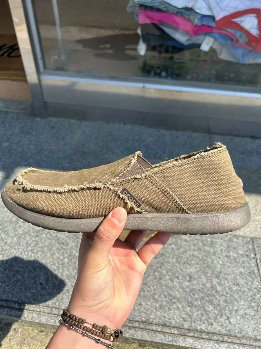crocs クロックス サンタクルーズ スリッポン