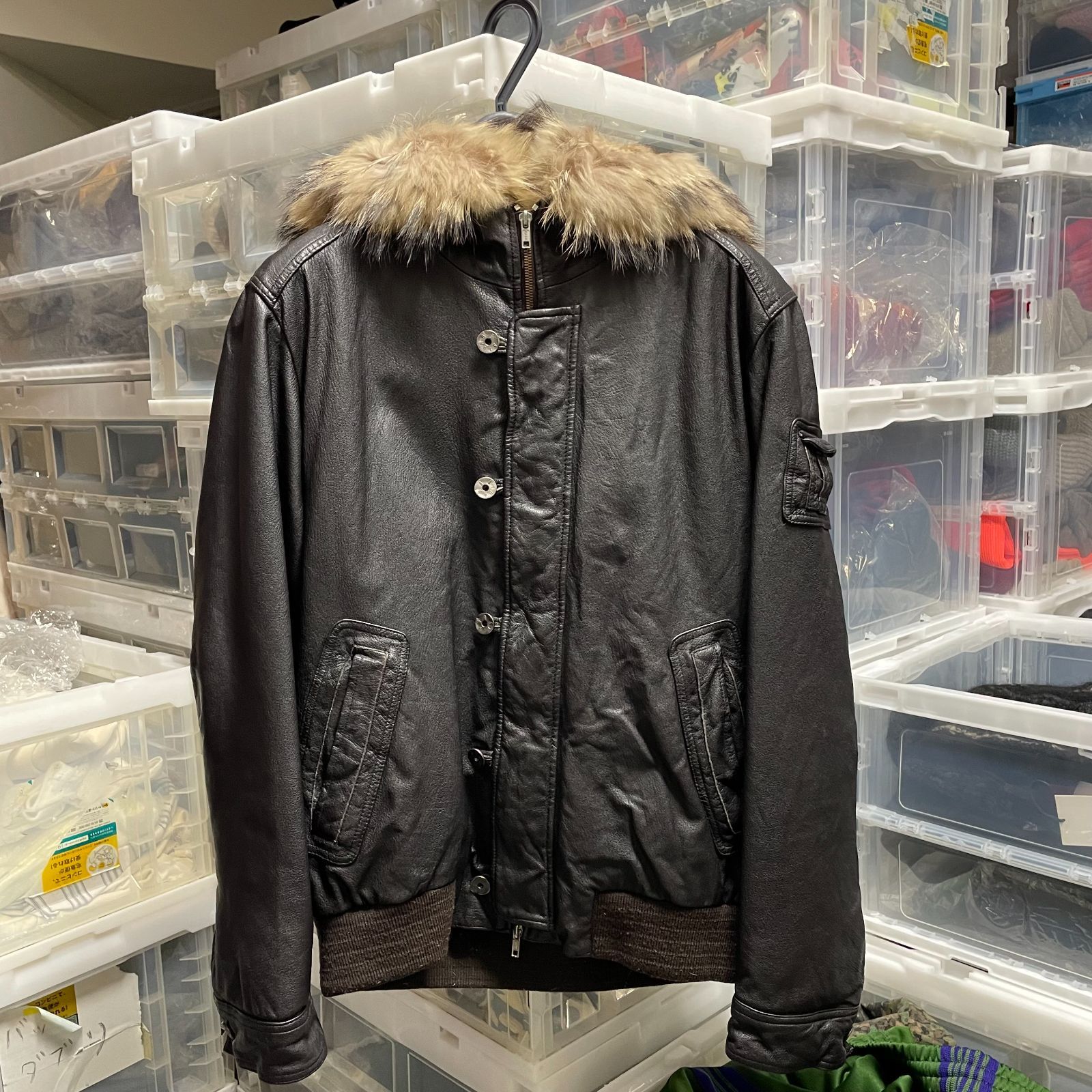 MARCO TAGLIAFERRI ラクーンファー付 ダウン ジャケット 44 マルコタリアフェリ KL5HQBH88 2025年最新MARCO TAGLIAFERRIの人気アイテム - メルカリ