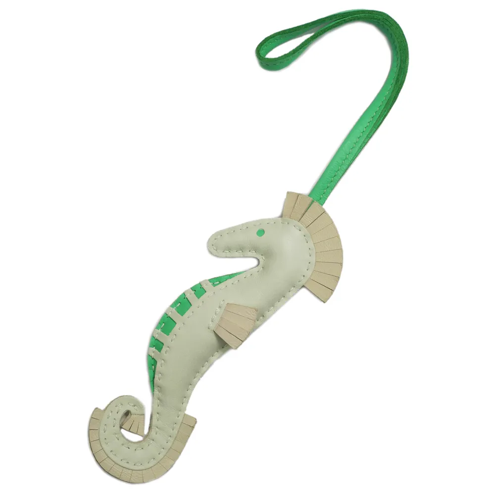 し*み様 レア商品 HERMES エルメス チャーム タツノオトシゴ ソーブラッ し*み様 レア商品 HERMES エルメス チャーム タツノオトシゴ