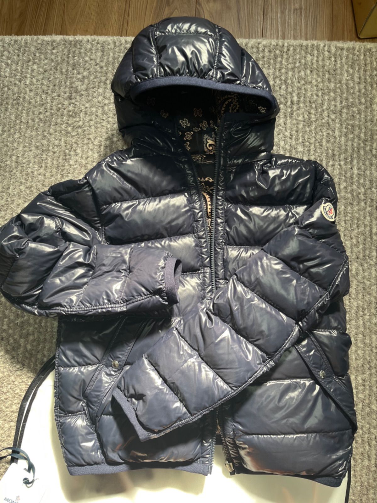 Moncler モンクレールFREVILLE ペイズリー リバーシブル - アウター