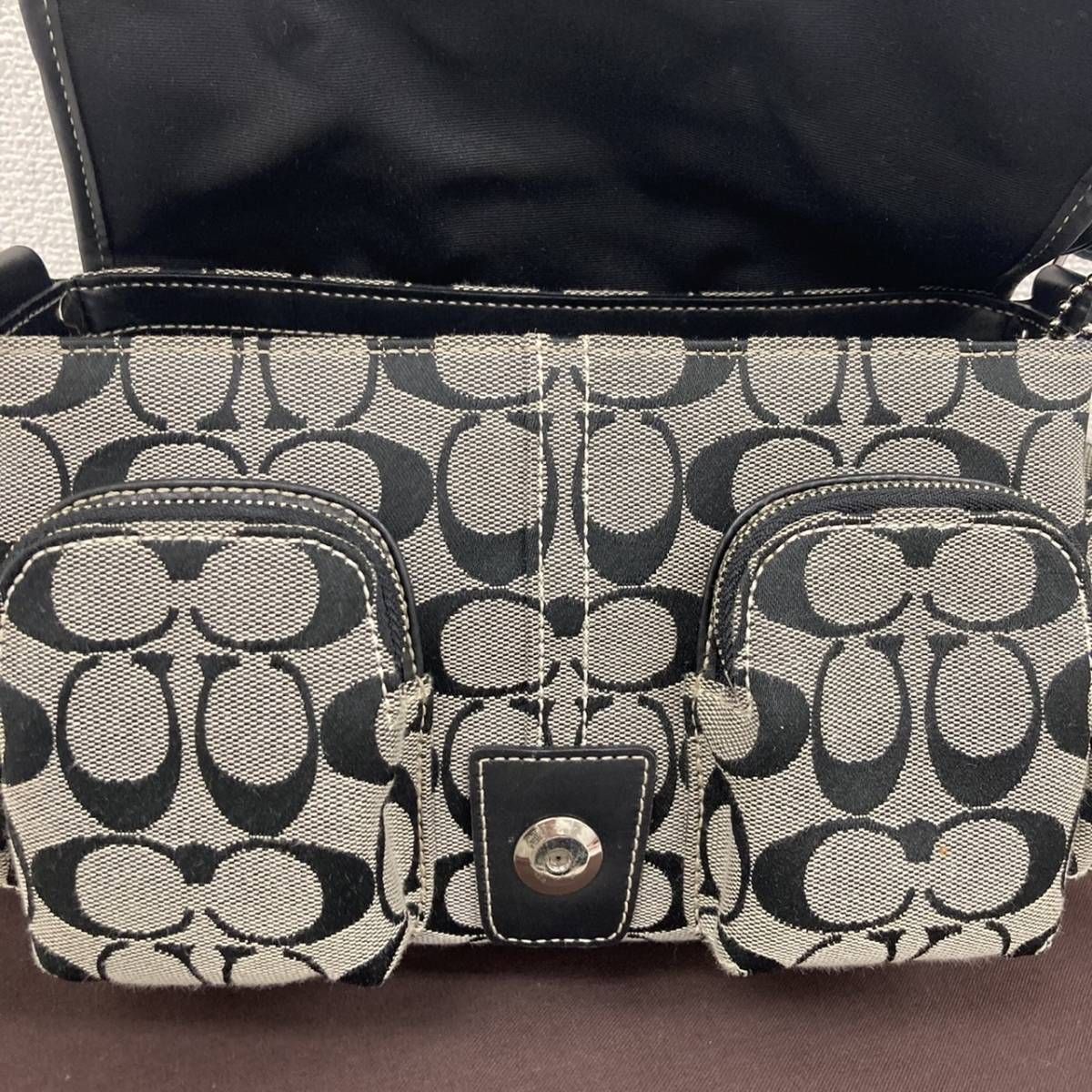 COACHコーチ6835シグネチャーショルダーバッグブラックレザー