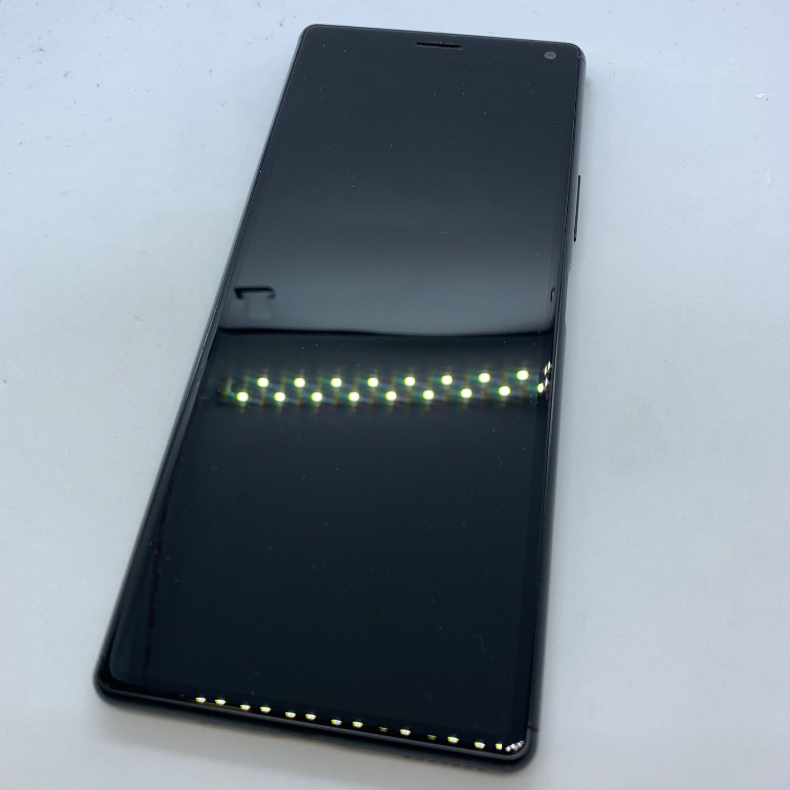 ☆【中古品】au Xperia 8 SOV42 ブラック - メルカリ