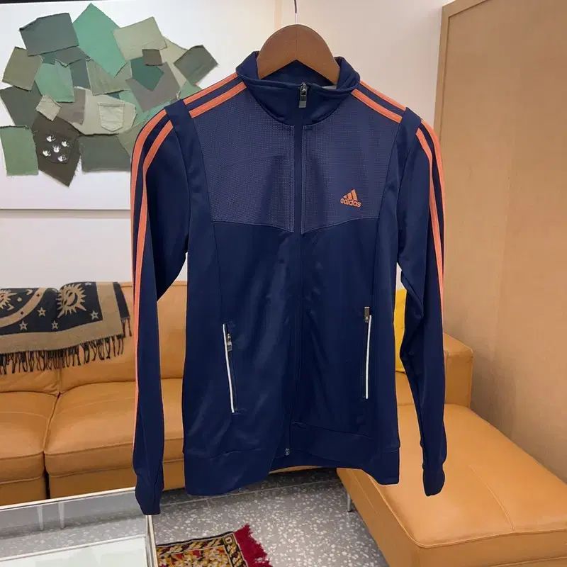 ☆adidas☆3本ライン ジップアップジャケット USA製 adidas(アディダス) 3本線 トラックトップス ジップアップ