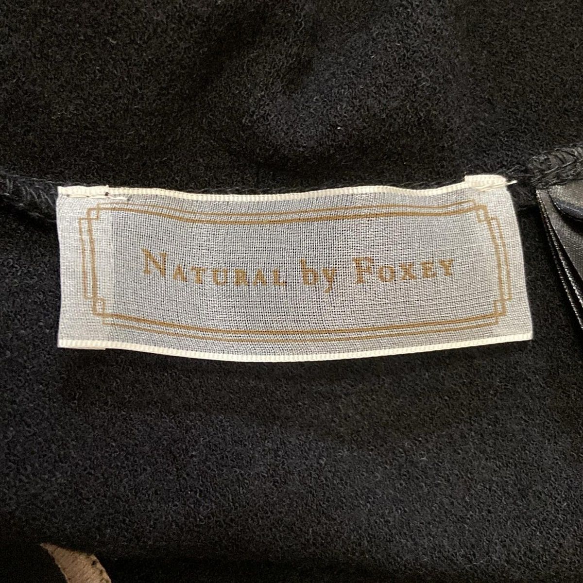 NATURAL by FOXEY(ナチュラルバイフォクシー) カーディガン レディース - 黒×グレーベージュ 長袖 NATURAL by FOXEY(ナチュラルバイフォクシー) カーディガン