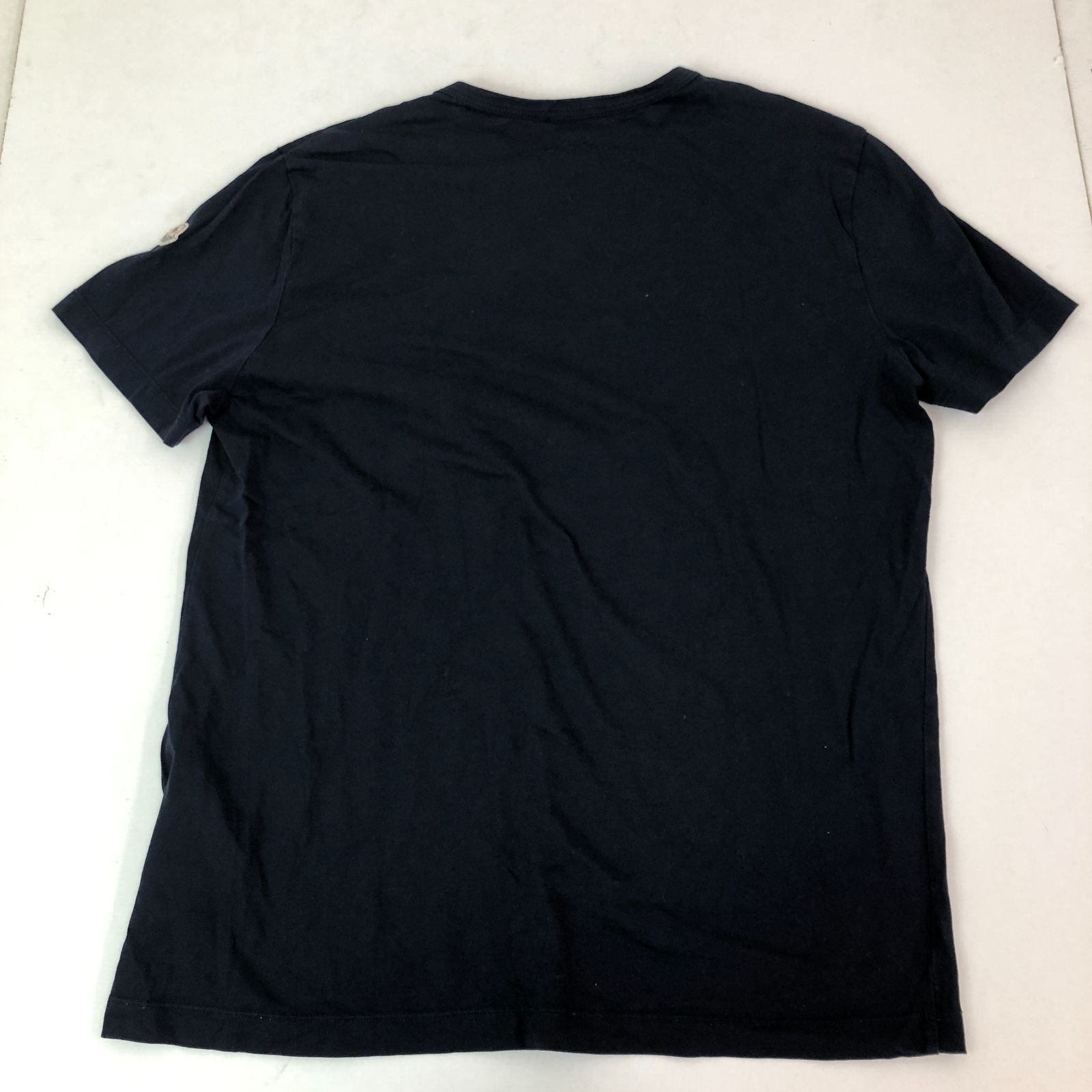 04m2388∞ MONCLER モンクレール MAGLIA T-SHIRT マグリアTシャツ 半袖 ワッペン コットン Lネイビー  B20918013850 82565 中古品 - メルカリ