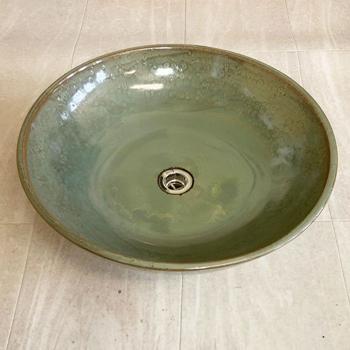 縦約430mm×横約430mm×厚み約100mm