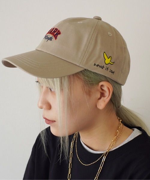 メルカリShops - (ワットイットイズント) アートバイ マークゴンザレス ローキャップ