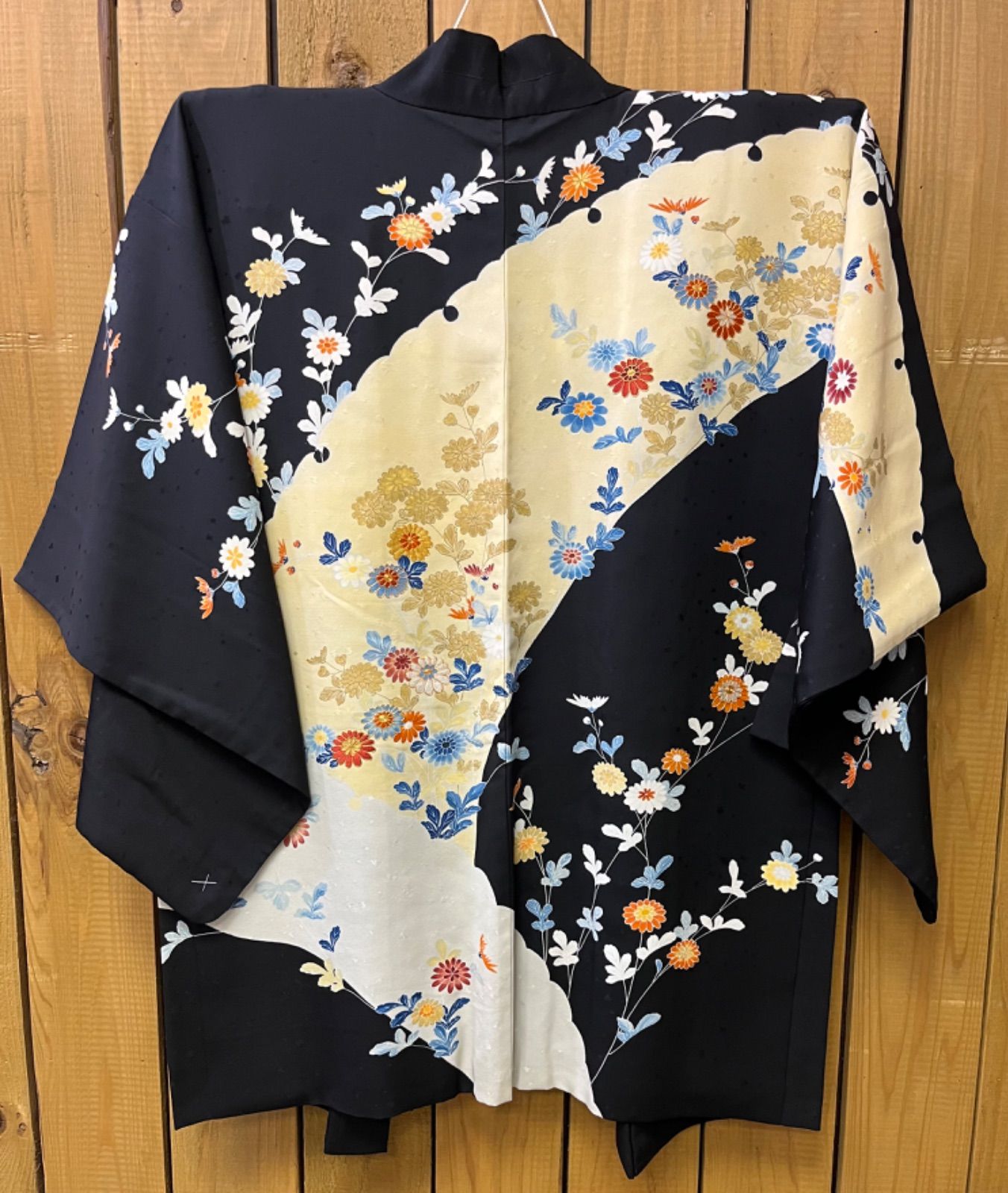 豪華絢爛綺麗美品身丈163cm裄丈66cm薄紫花火柄正絹小紋単衣広襟（未使用）