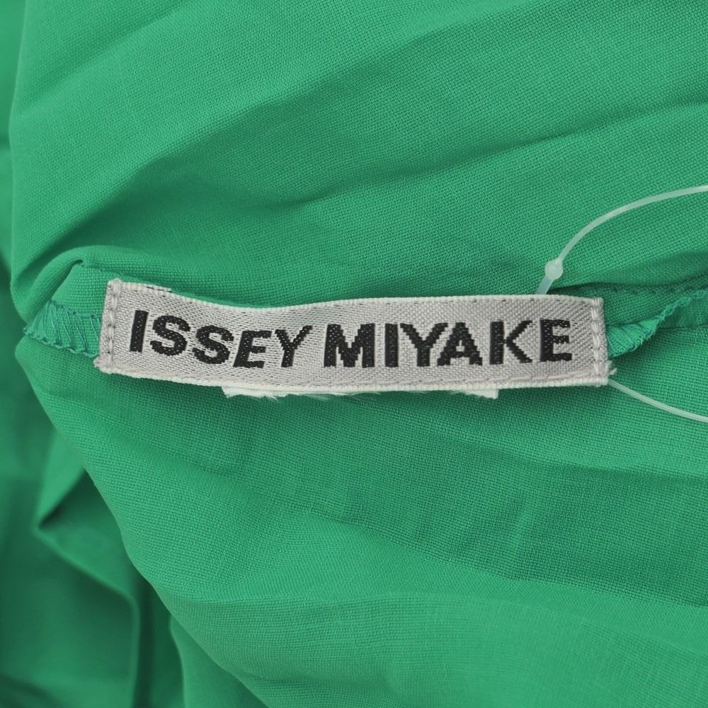 中古】イッセイミヤケ ISSEY MIYAKE 2023年春夏 プリーツ加工 ブラウス