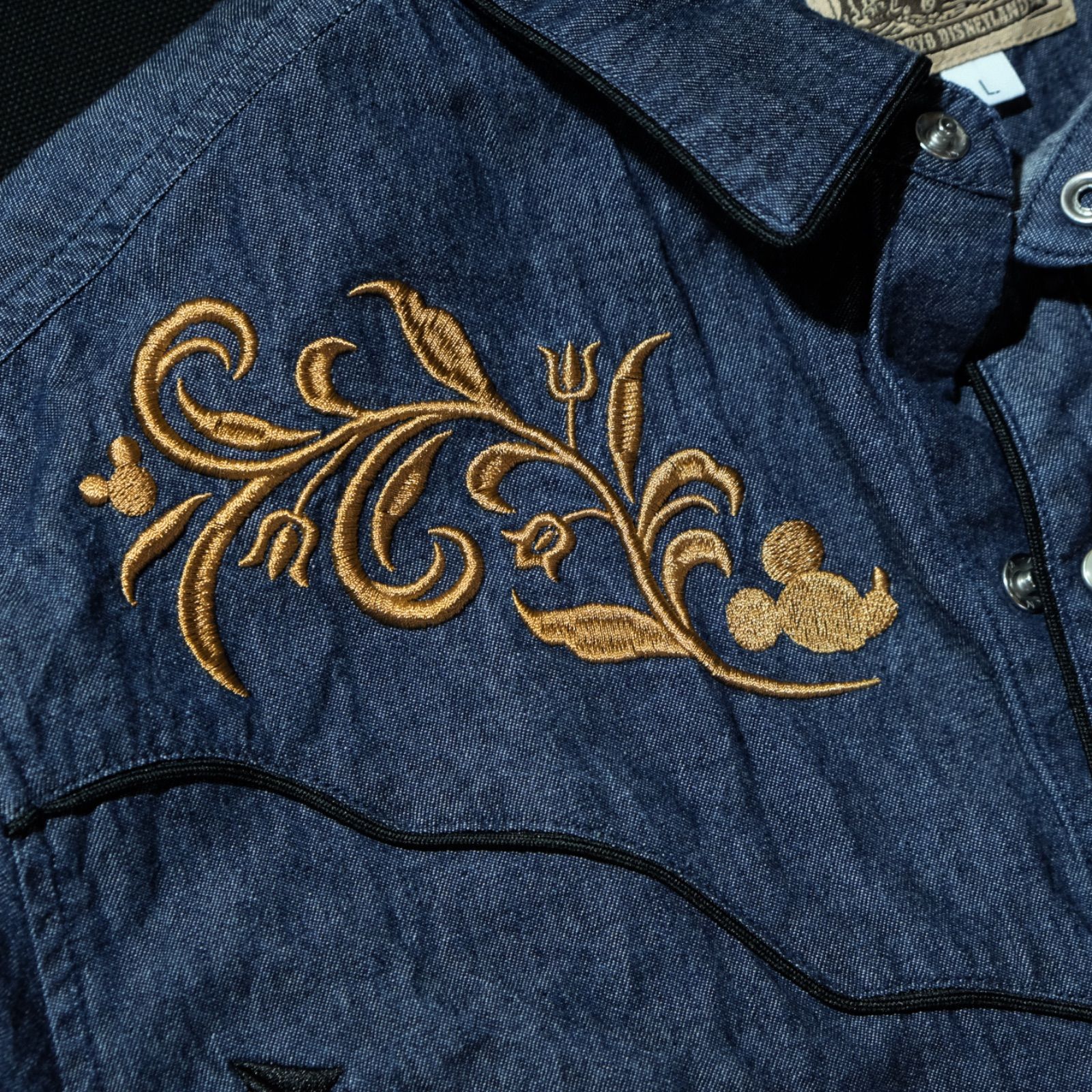 DIsney WESTERN WEAR 刺繍入りデニムウエスタンシャツ Lサイズ