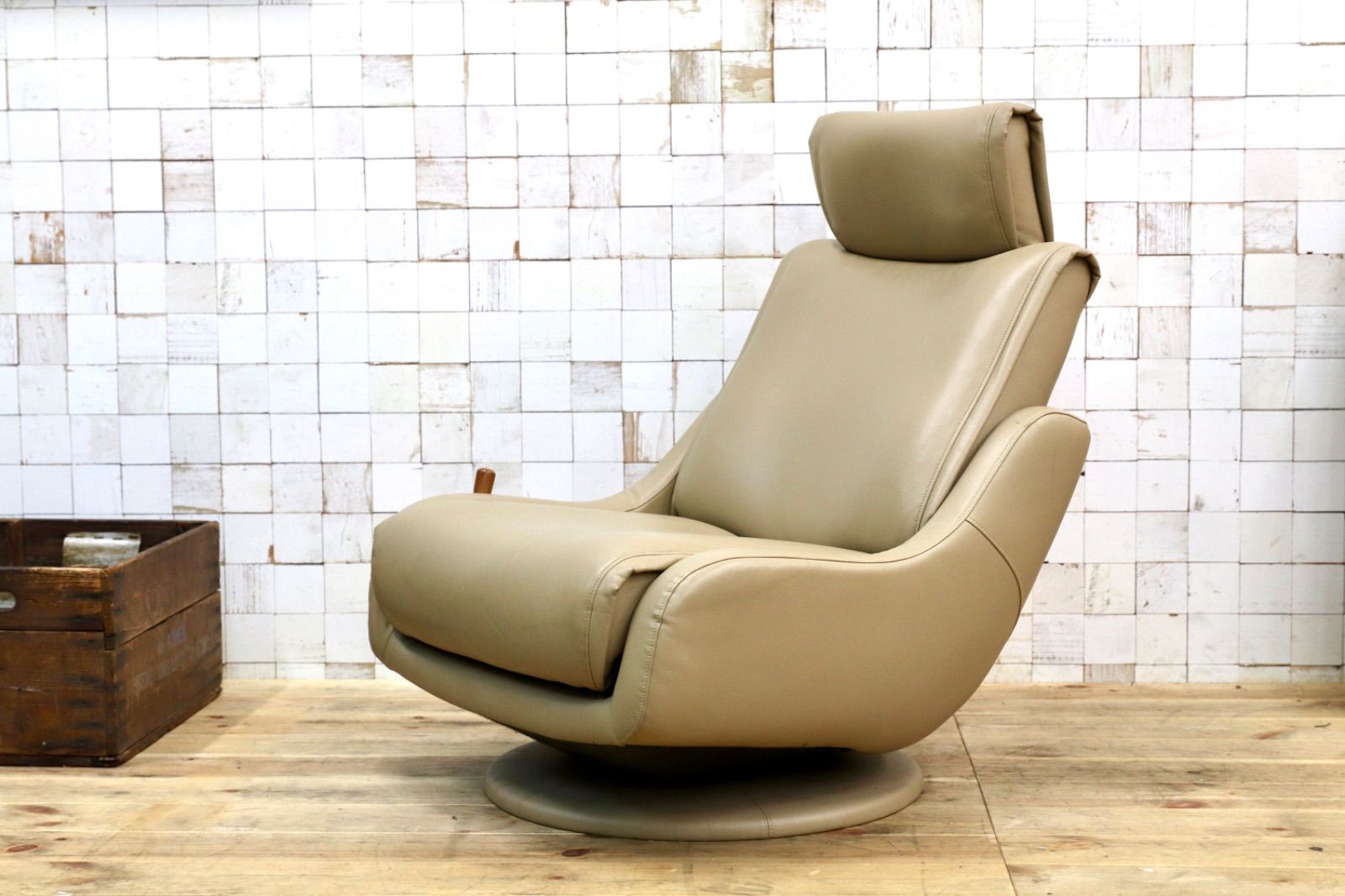 GMEH2O○karimoku | カリモク リクライニングチェア パーソナルチェア 1人掛け シングルソファ 回転椅子 ソフトレザー 合皮