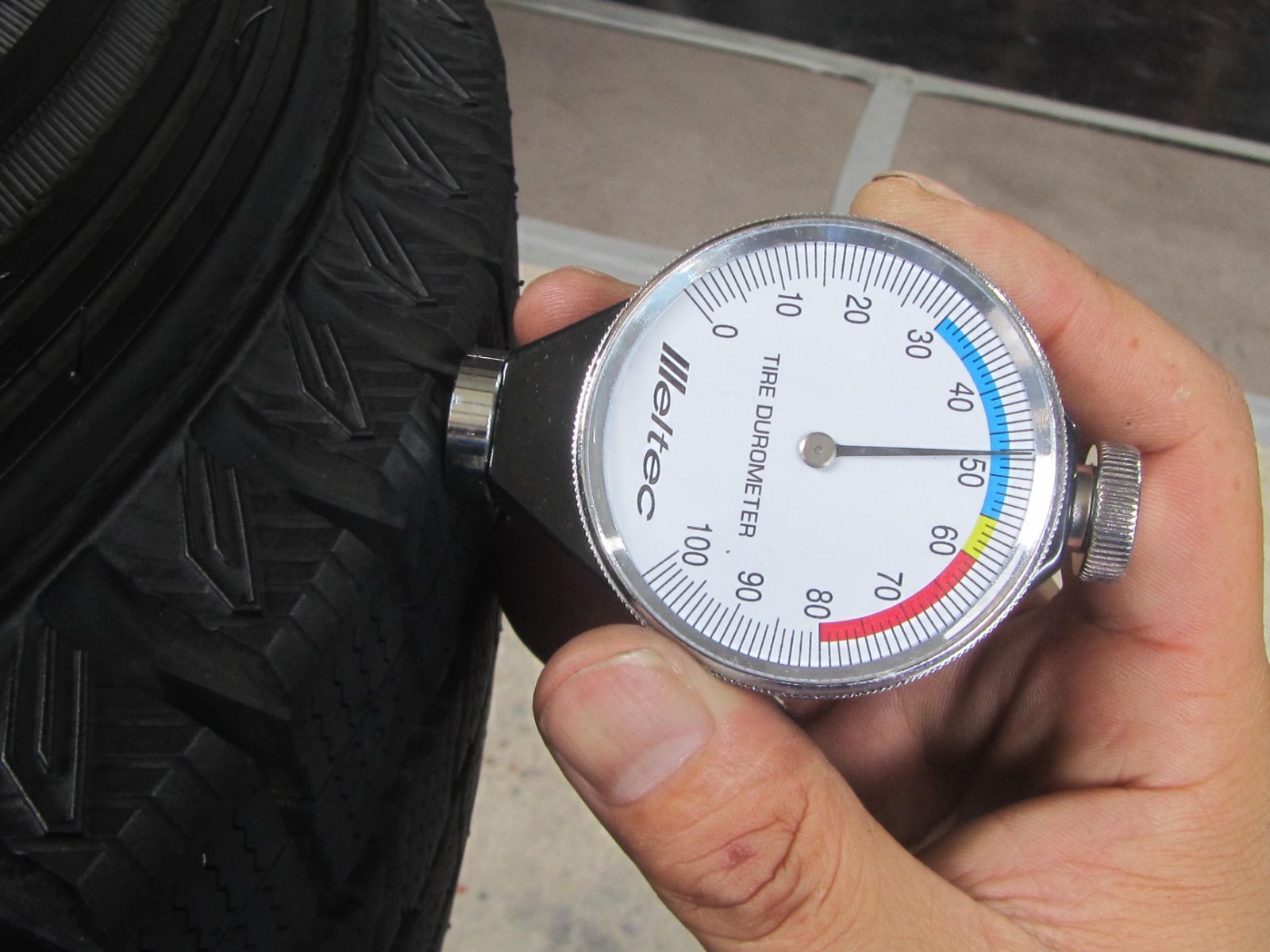 ハイエース 185|75R15