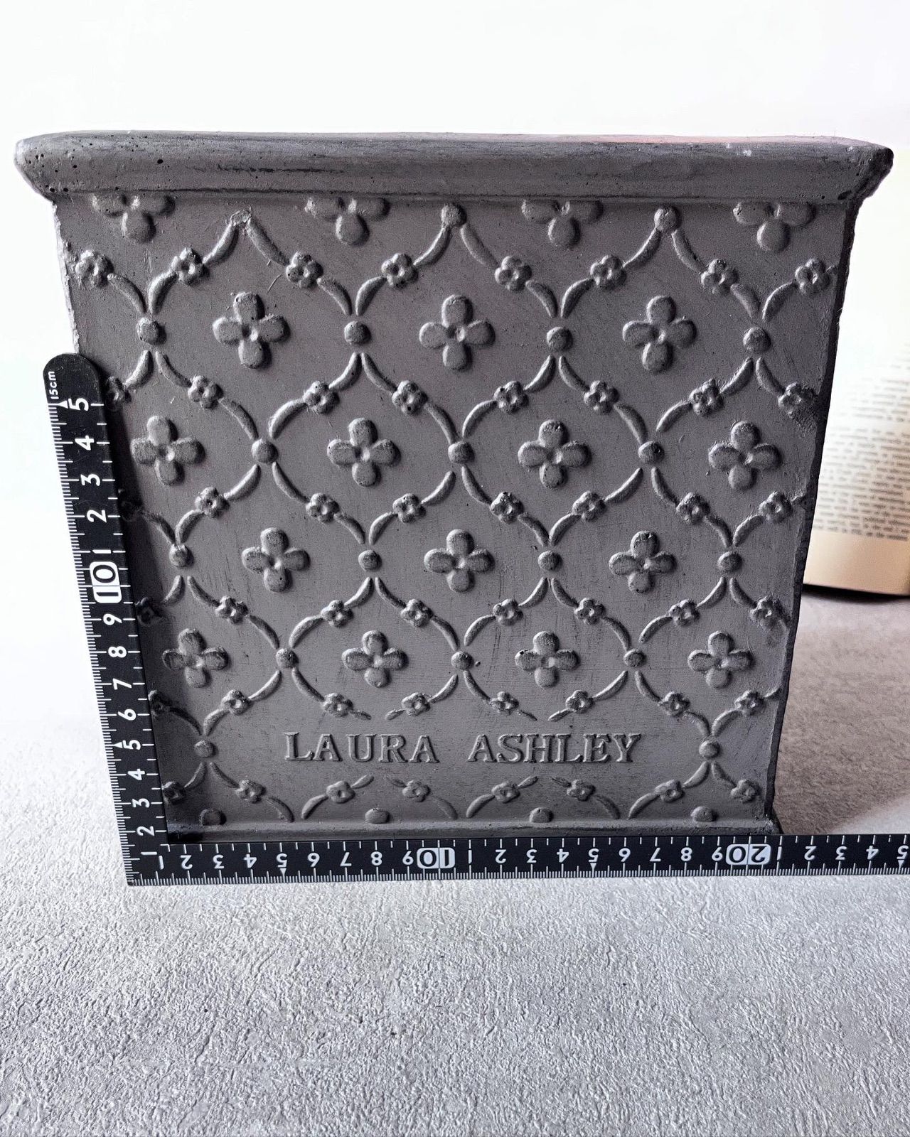 ローラアシュレイ 22cm グレー 植木鉢 プランター ポット 中古廃盤モデル