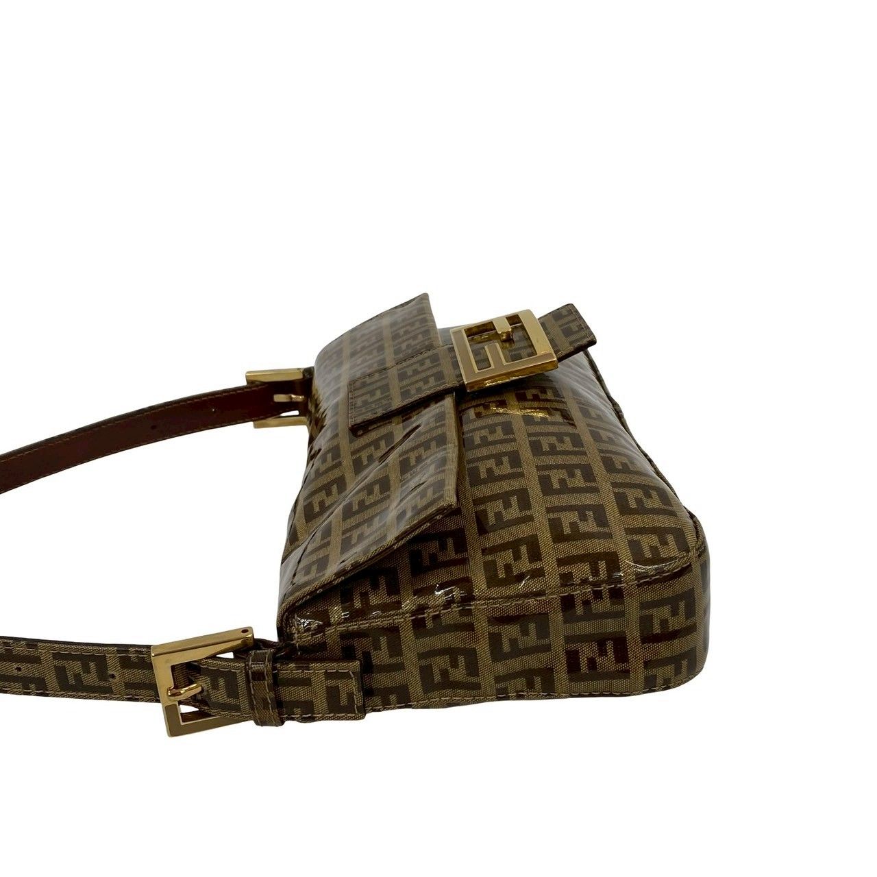 【極美品】フェンディ マンマバケット ワンショルダー ズッキーノ FF ブラック 極美品 FENDI フェンディ マンマバケット ワンショルダー ズッカ