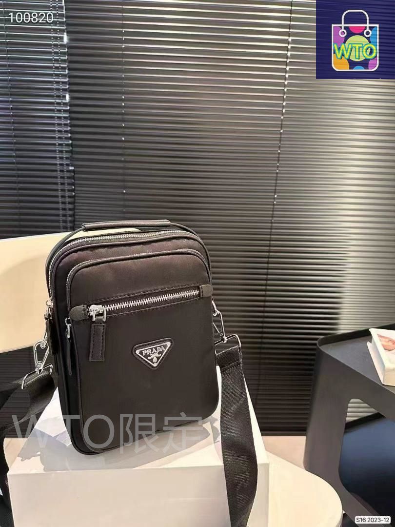 ♥ PRADA プラダ 三角 ショルダーバッグ-WTO輸入1