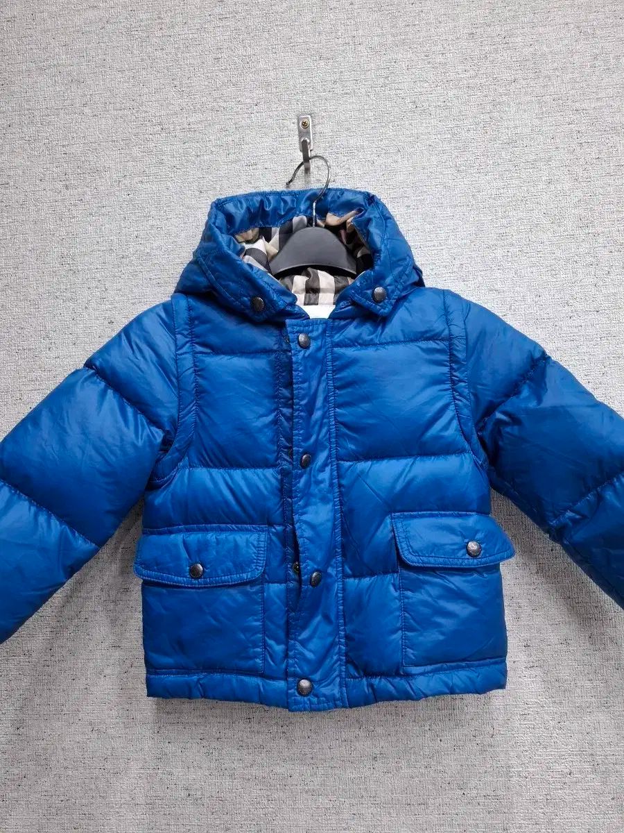 バーバリー キッズ 袖分離型 ダウンジャケット アウター 3歳