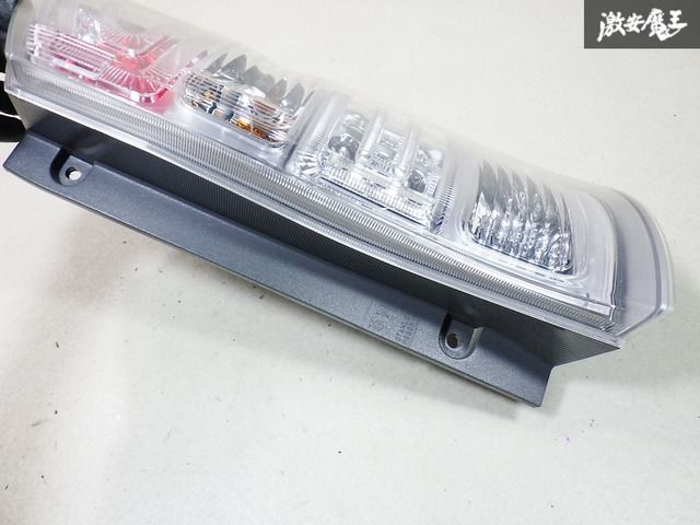 ホンダ 純正 RK5 RK6 ステップワゴン スパーダ 前期 LED テール