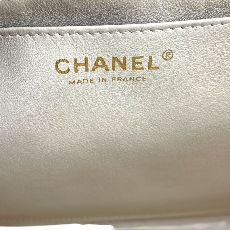 シャネル CHANEL