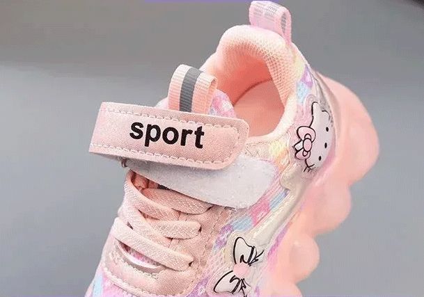 キティちゃん ハローキティ LED光る靴 スニーカー スポーツ