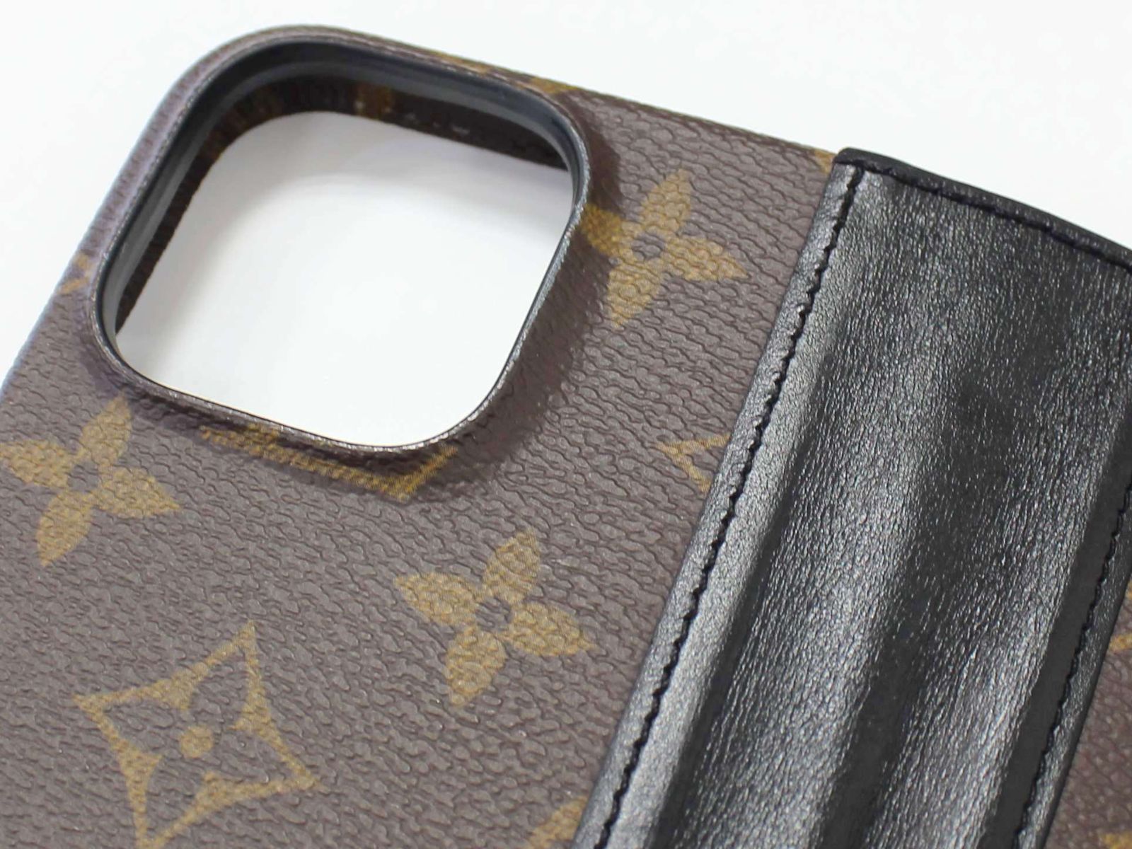 激安特価で販売中！ ルイヴィトン M12539 フォリオ iphone16Pro iPhoneケース モノグラム Louis Vuitton 【激安大特集】