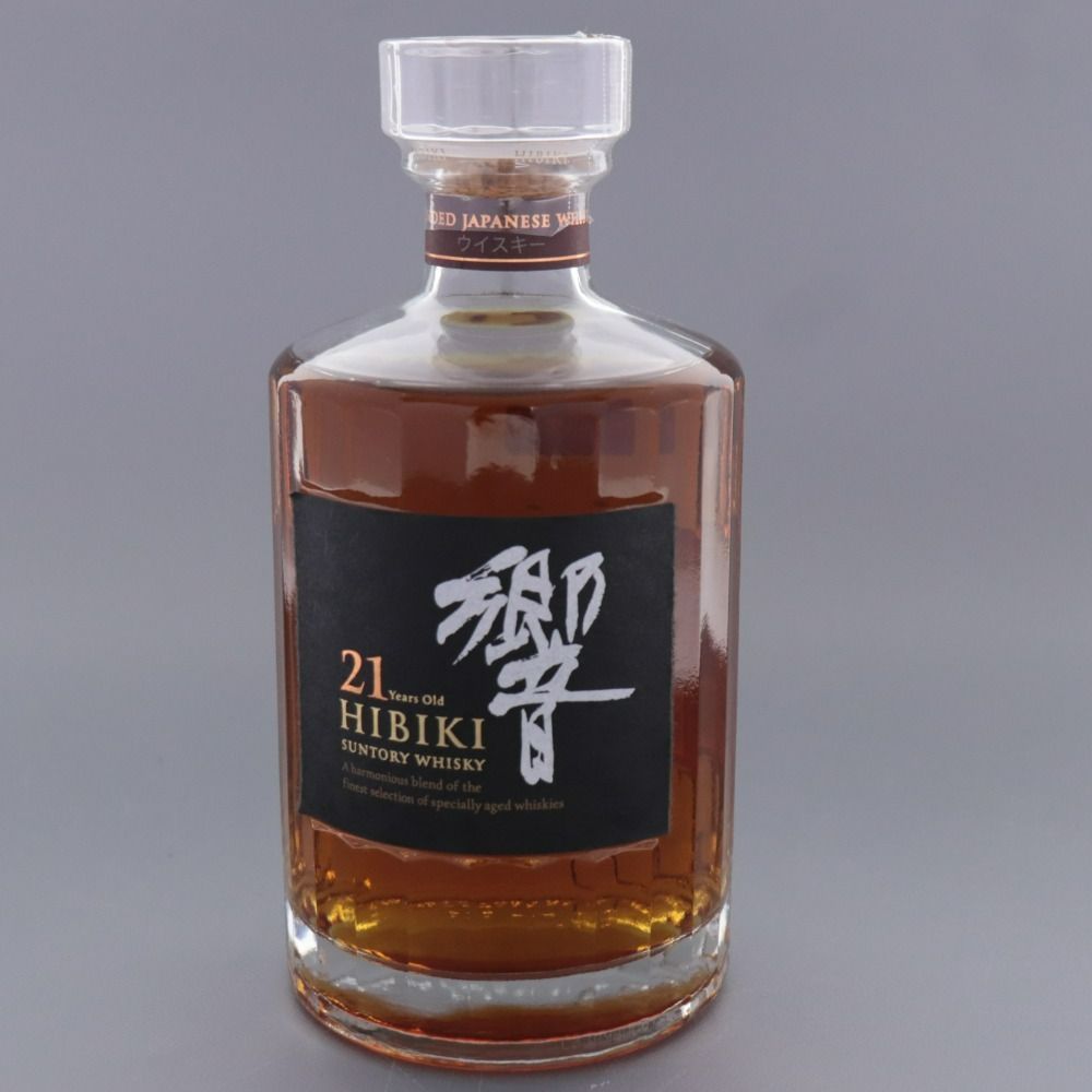 サントリー 響 21年 700ml 新品未開栓品 化粧箱付き