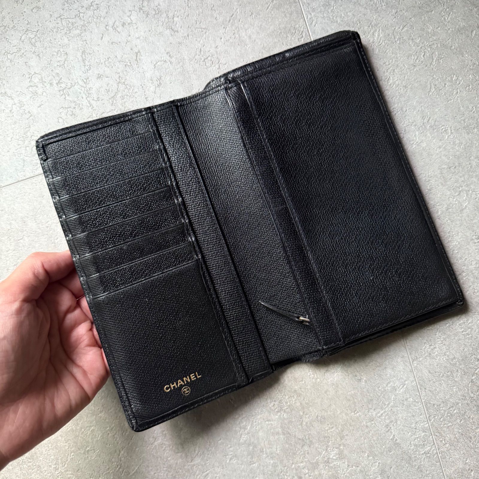 CHANEL シャネル ココボタン 長財布 2つ折り キャビアスキン 【公式通販】