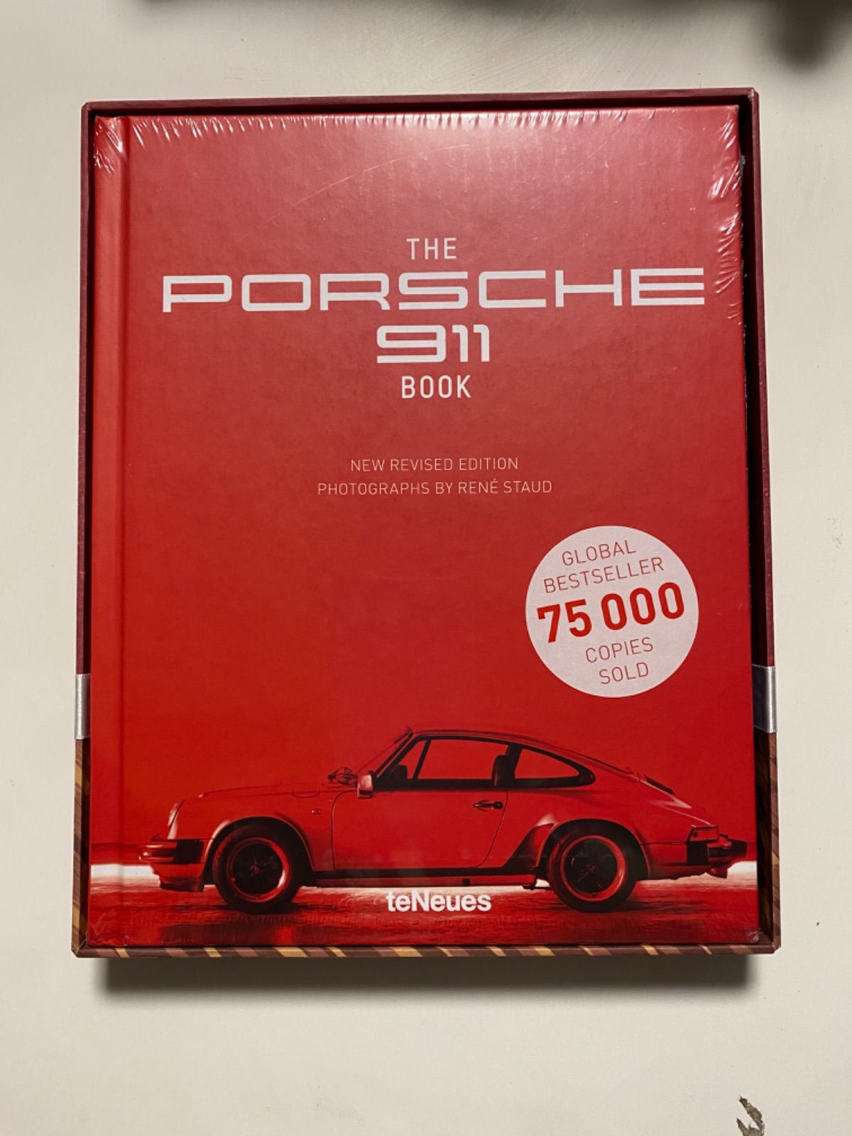 【未使用・未開封・箱付き】The Porsche 911 Book 未使用・未開封・箱付き】The Porsche 911 Book - メルカリ