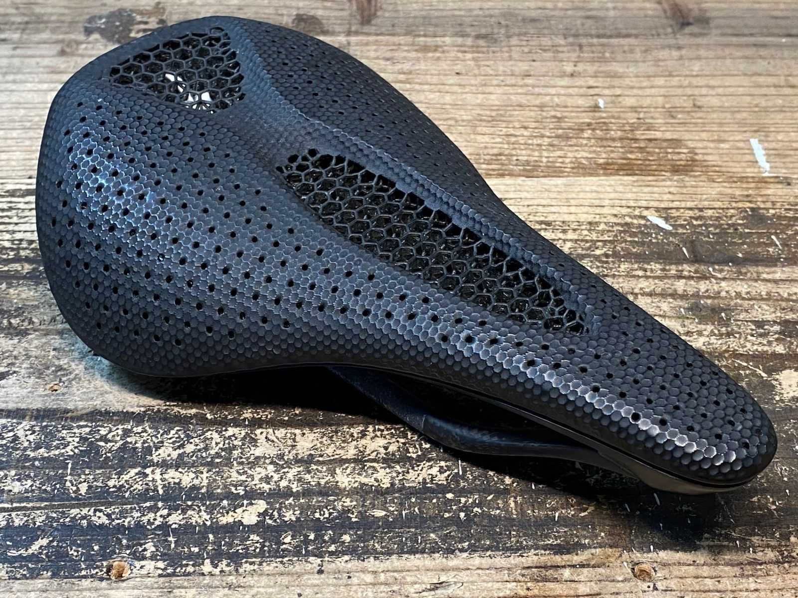 S-WORKS POWER WITH MIRROR SADDLE BLK 143(143mm ブラック): サドル