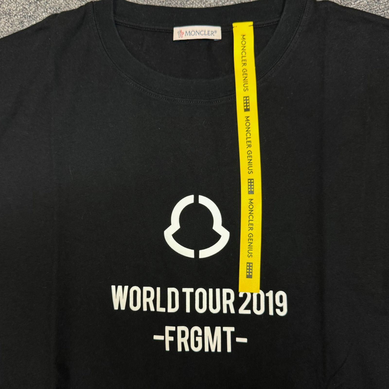 国内正規 MONCLER GENIUS × FRAGMENT HIROSHI FUJIWARA Print T-Shirt 