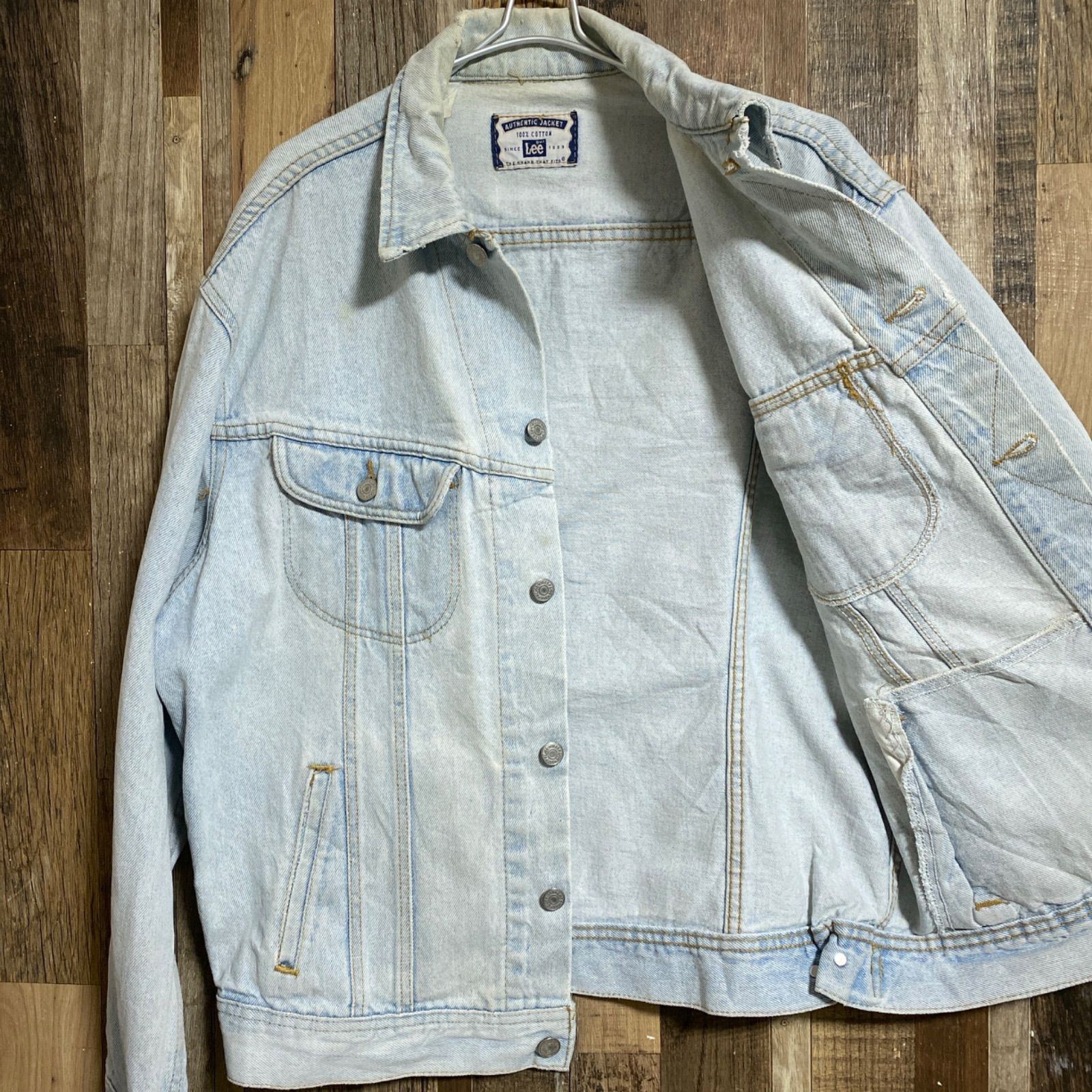 Leeヴィンテージデニムジャケット 長袖 フロントポケット付き Leeヴィンテージデニムジャケット 長袖 フロントポケット付き 70〜80