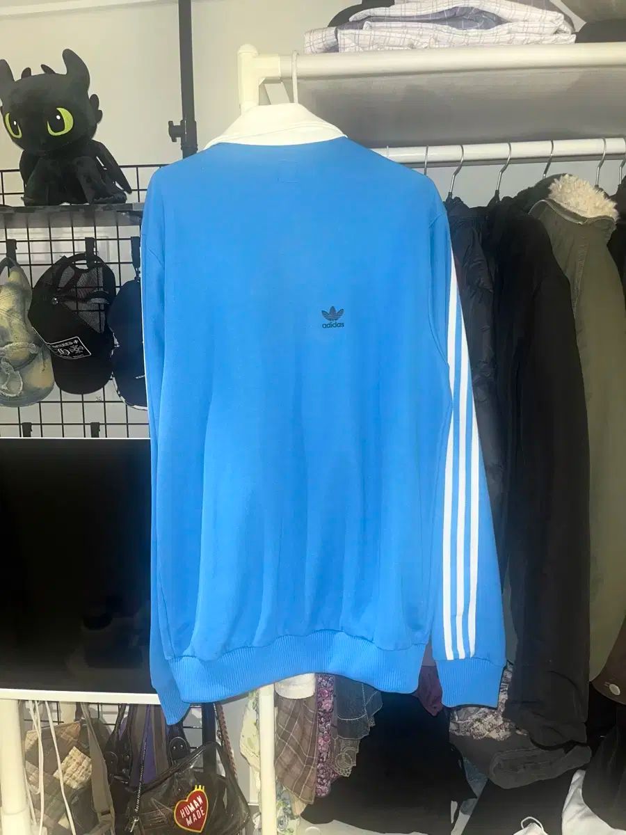 adidas アディダス
