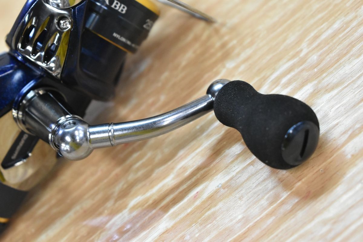 シマノ アオリスタ BB 2500 スピニングリール SHIMANO AORISTA
