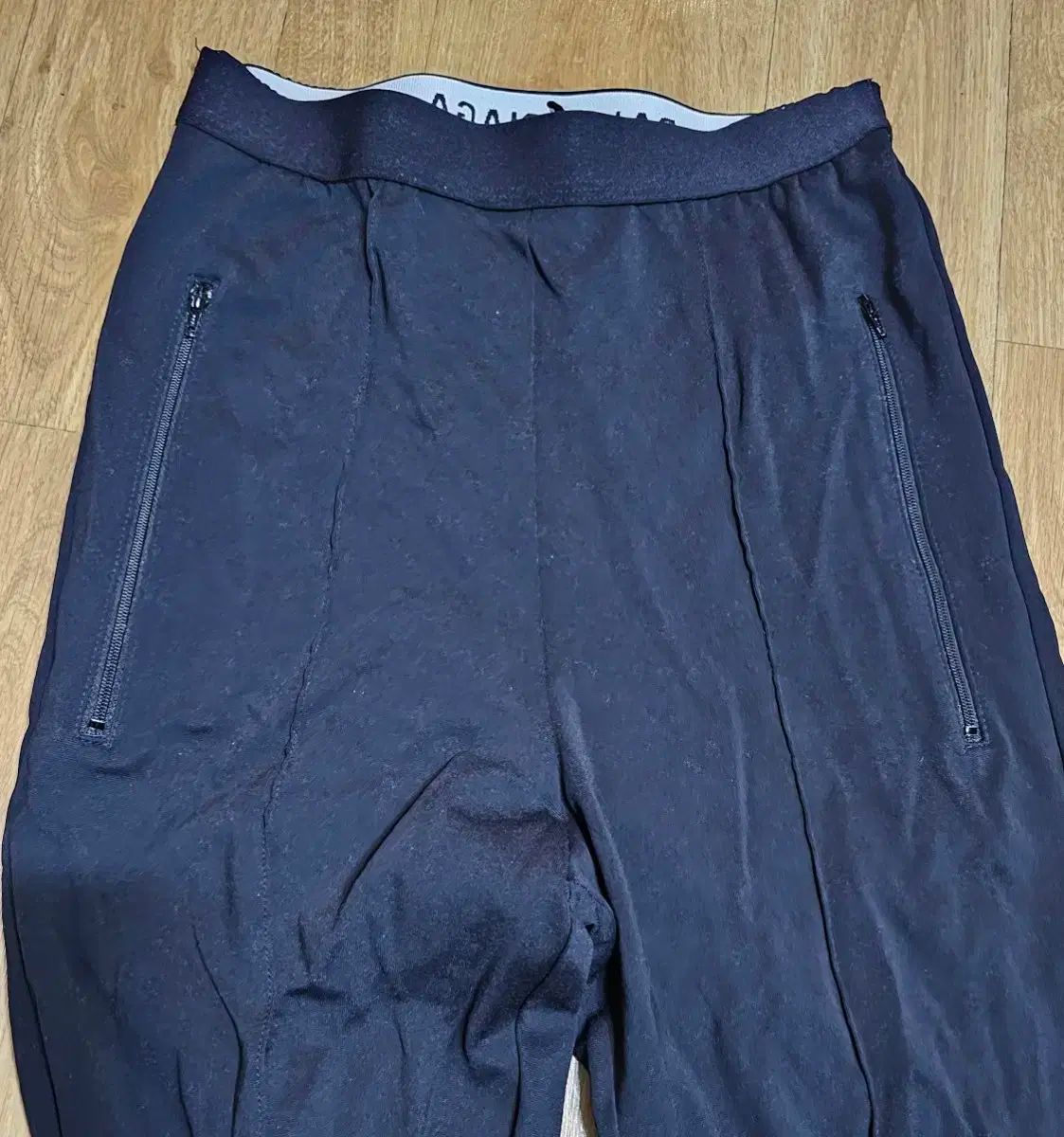 BALENCIAGA バレンシアガ