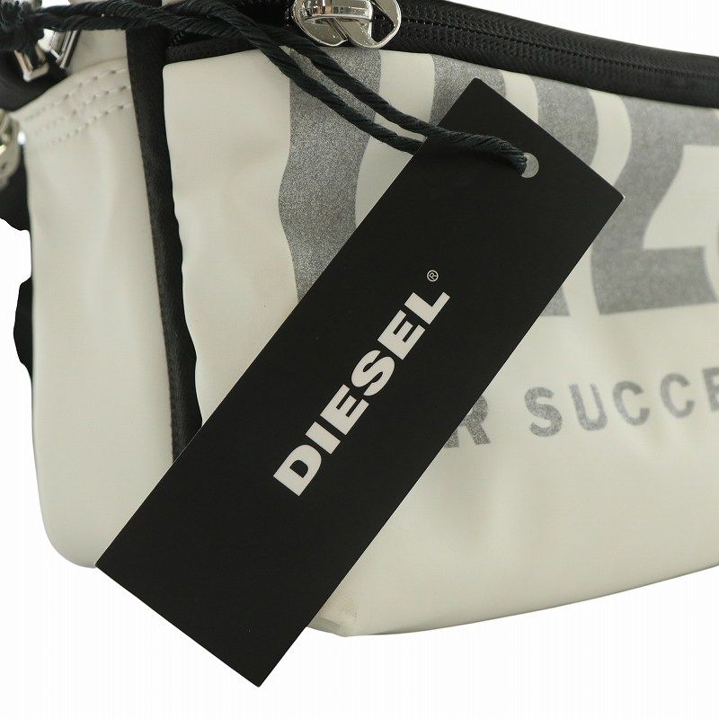 【正規品】DIESEL シルバーショルダーバッグ 美品】DIESEL ディーゼル ショルダーバッグ シルバー - メルカリ