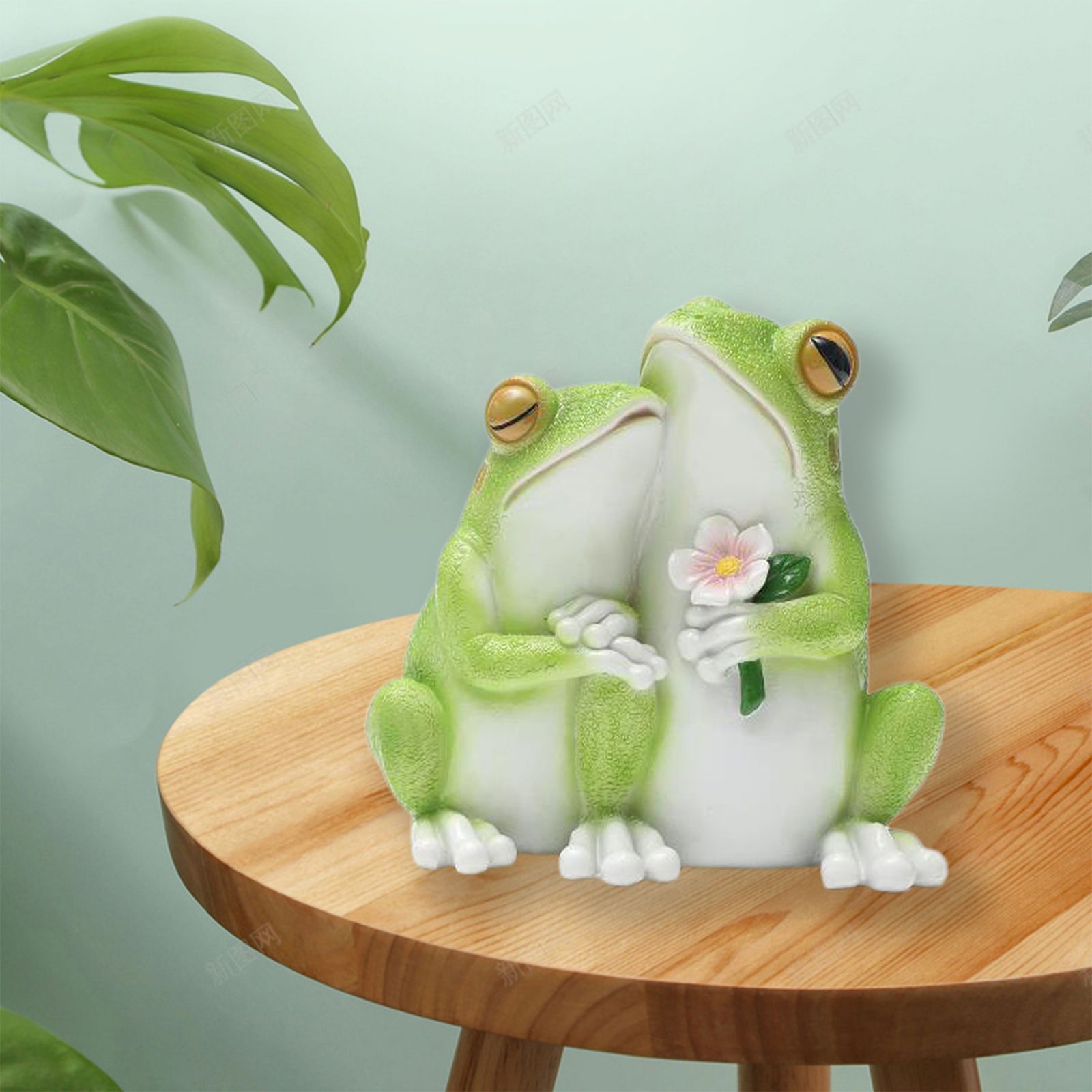 人気ブランドの新作も！ 置物 オブジェ ガーデンオーナメント 寄り添っているカエル 肩車しているカエル 2種類 屋外 屋内 室内 インテリア 玄関 リビング ダイニング 装飾 庭 ガーデニング 装飾 ガーデン 可愛い ギフト インテリア用品 贈り物 雑貨ST027 通勤着
