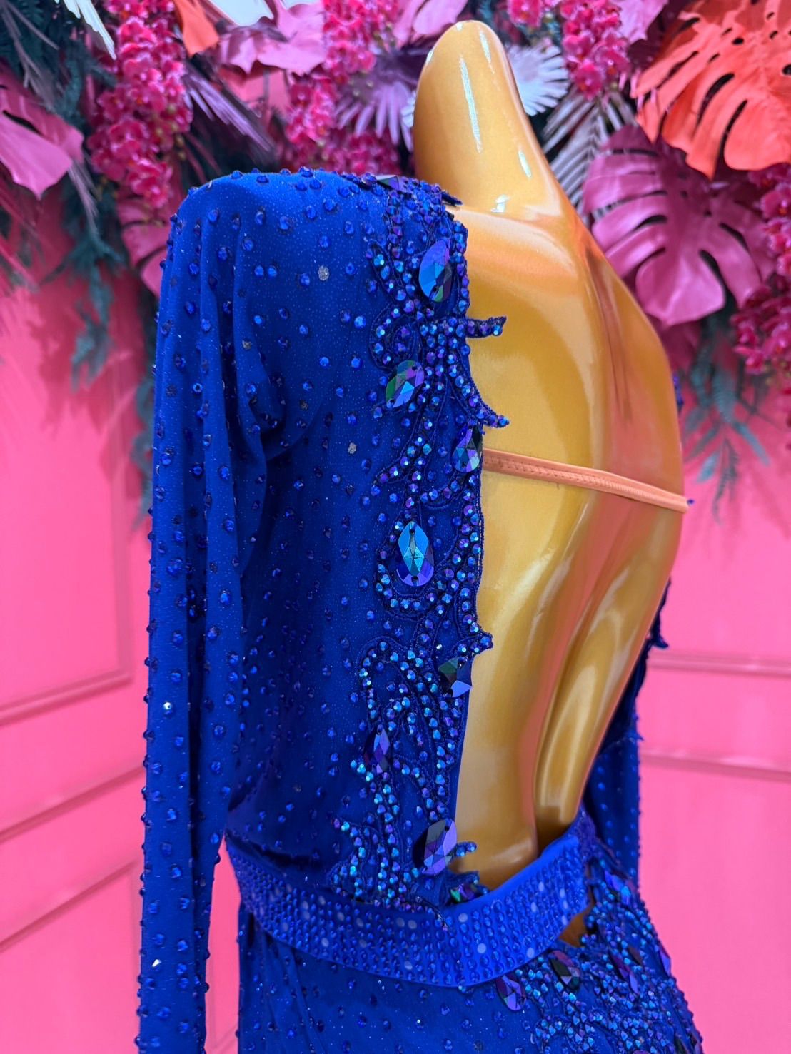 ラテンドレス ブルー