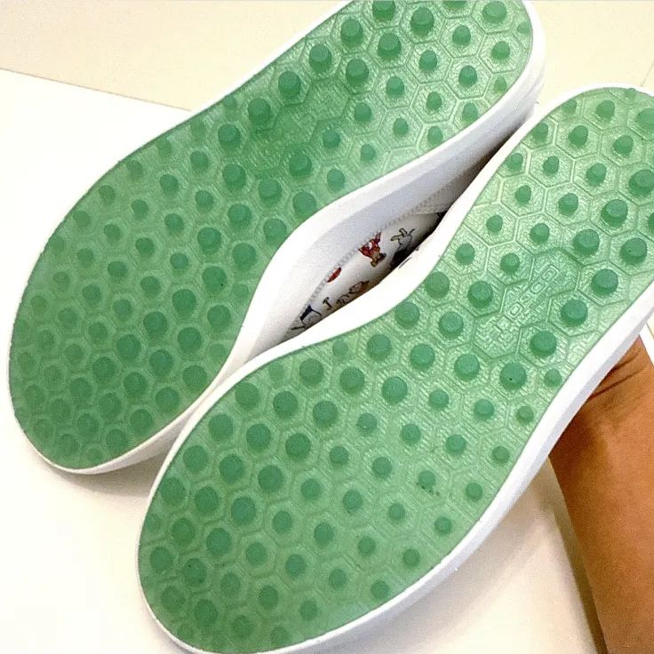 スケッチャーズ スパイクレス ゴルフシューズ レディース 23.5㎝ LLC-HASEGAWATOSO_COM