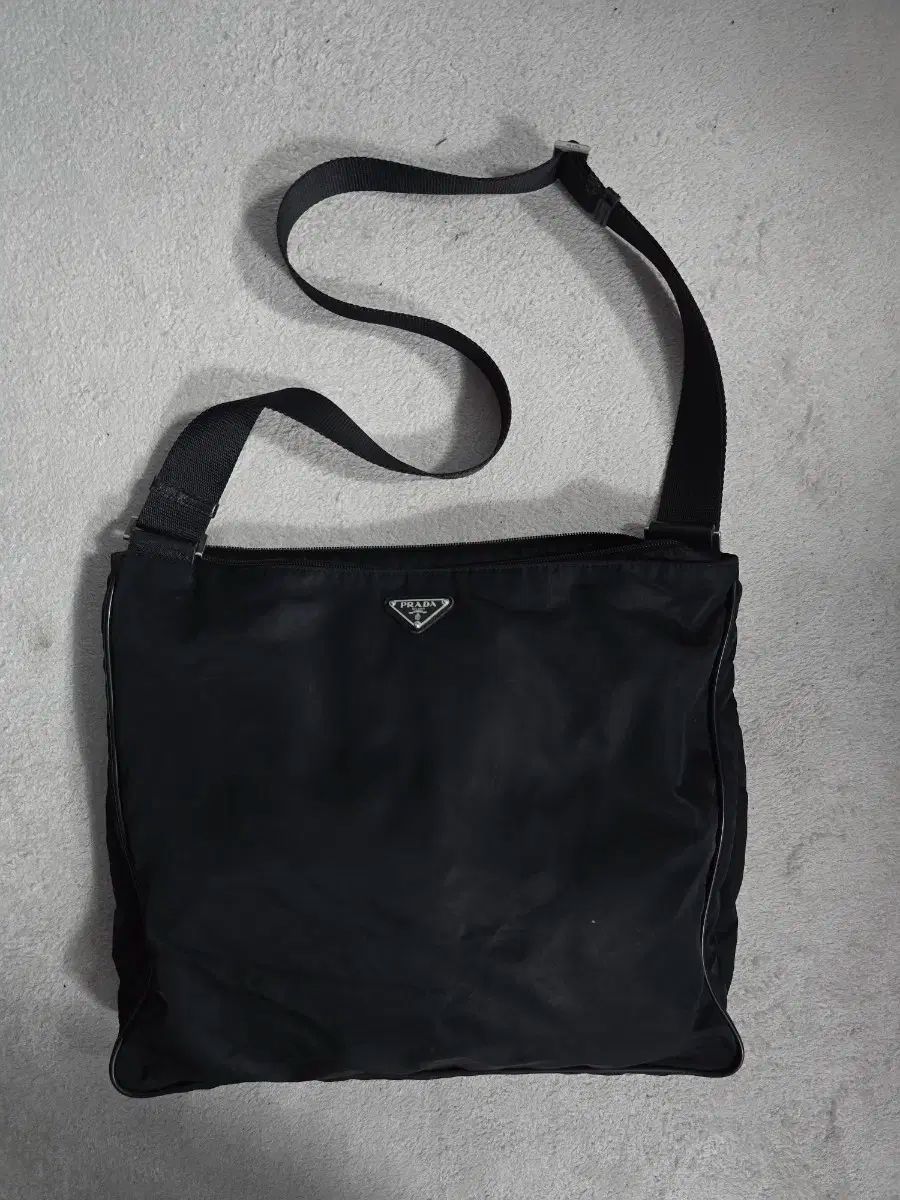 PRADA プラダ　ショルダーバッグ　クロスボディ　ポコノ　ブラック　ナイロン PRADA プラダ ショルダーバッグ クロスボディ ポコノ ブラック